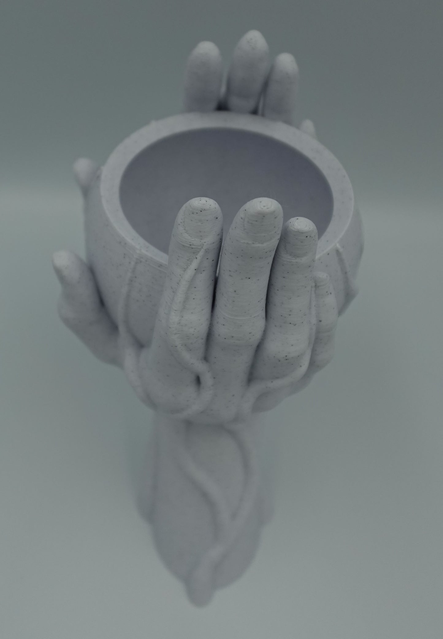 Vase mains