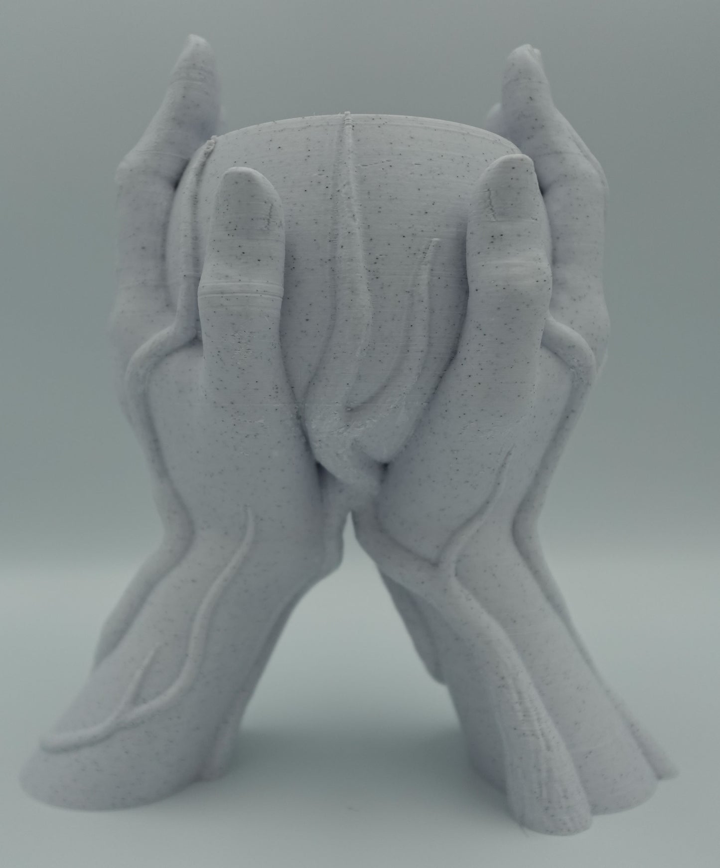 Vase mains